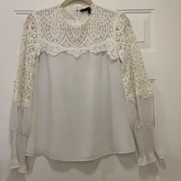 WHBM TOP ⛅️ - Picture 1 of 3